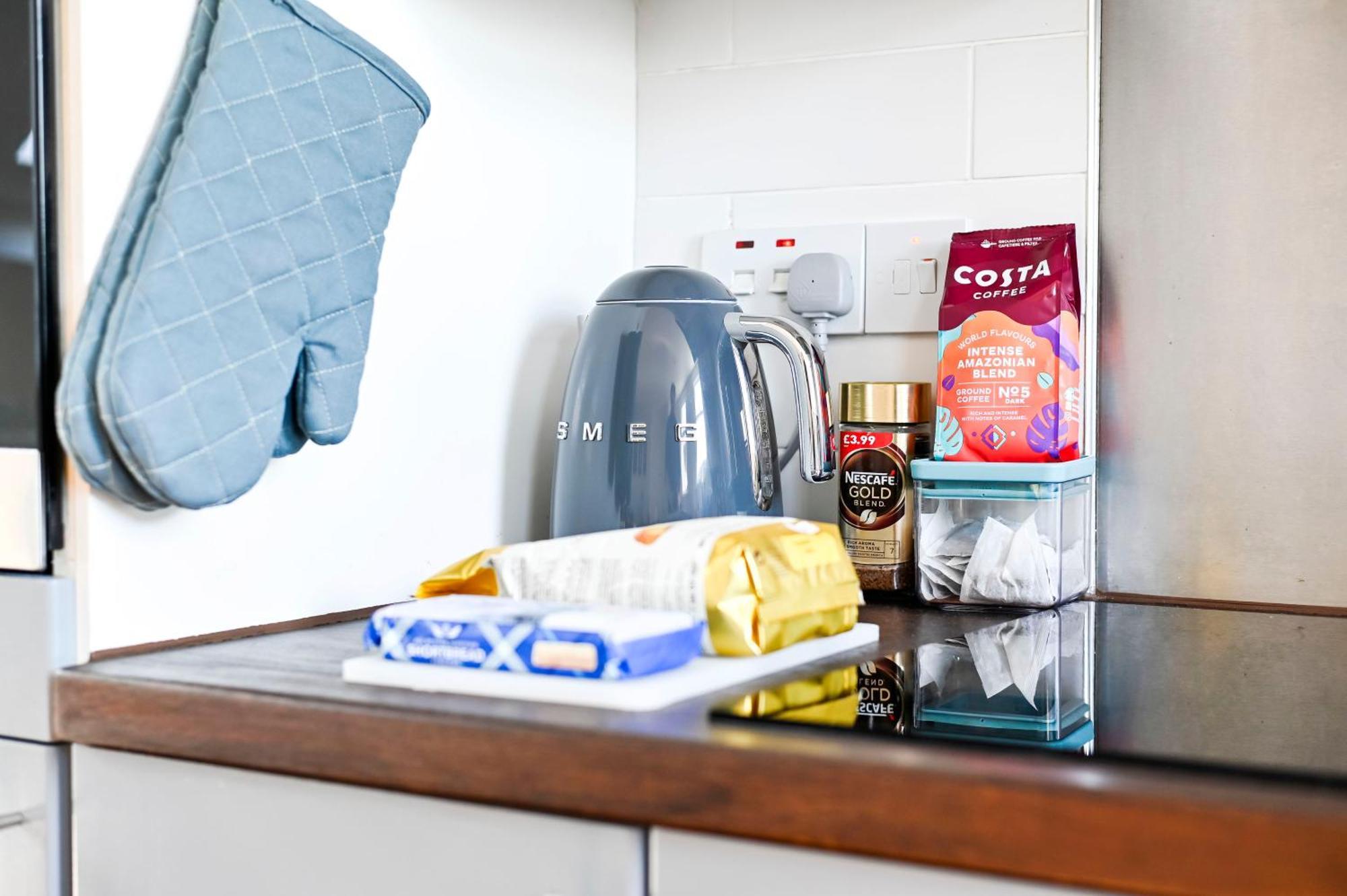 Appartamento New Chic 3-bed Flat In Clapham Londra