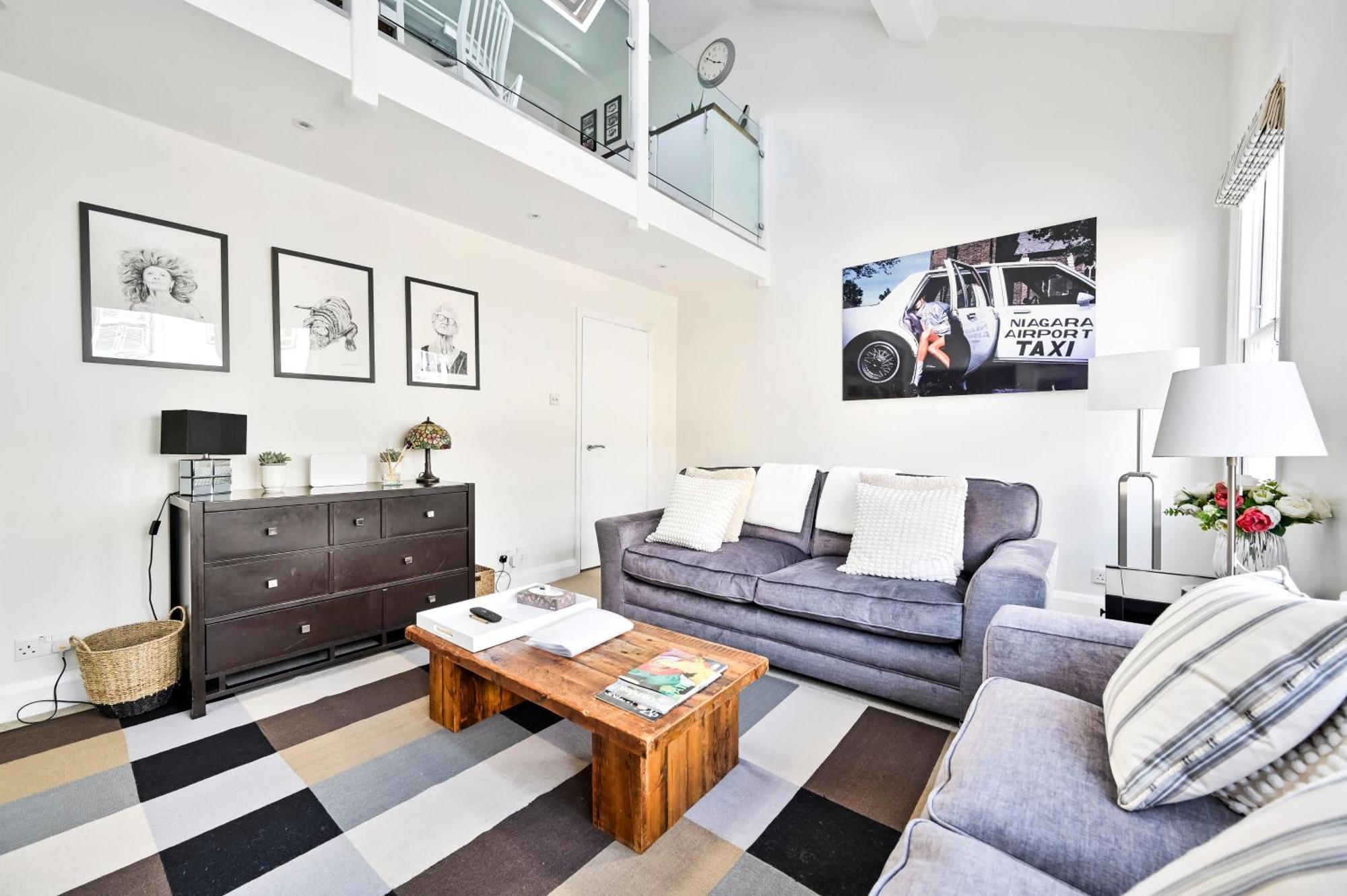 Appartamento New Chic 3-bed Flat In Clapham